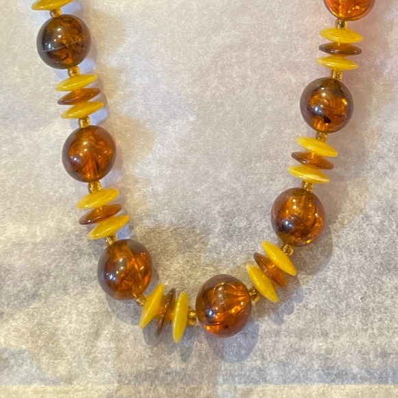 Vintage Amber Necklace - Picture 3 of 4